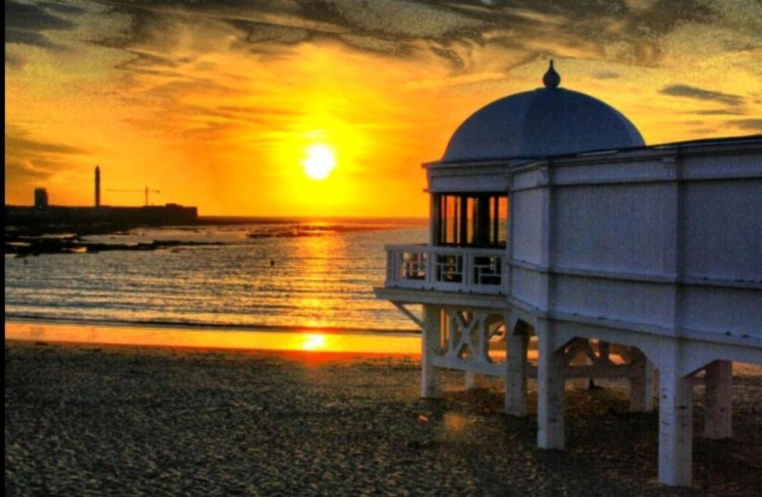 דירות קדיז Casa Caleta A 2 Minutos De La Playa מראה חיצוני תמונה